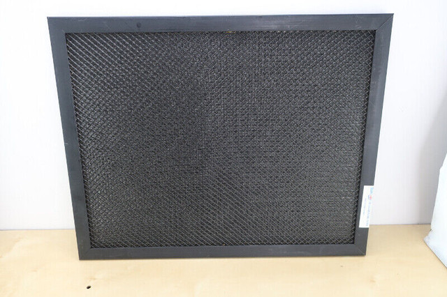 Respicaire Filtre Noir Electrostatic Lavable Neuf 16 X 20 dans Autres équipements commerciaux et industriels  à Granby