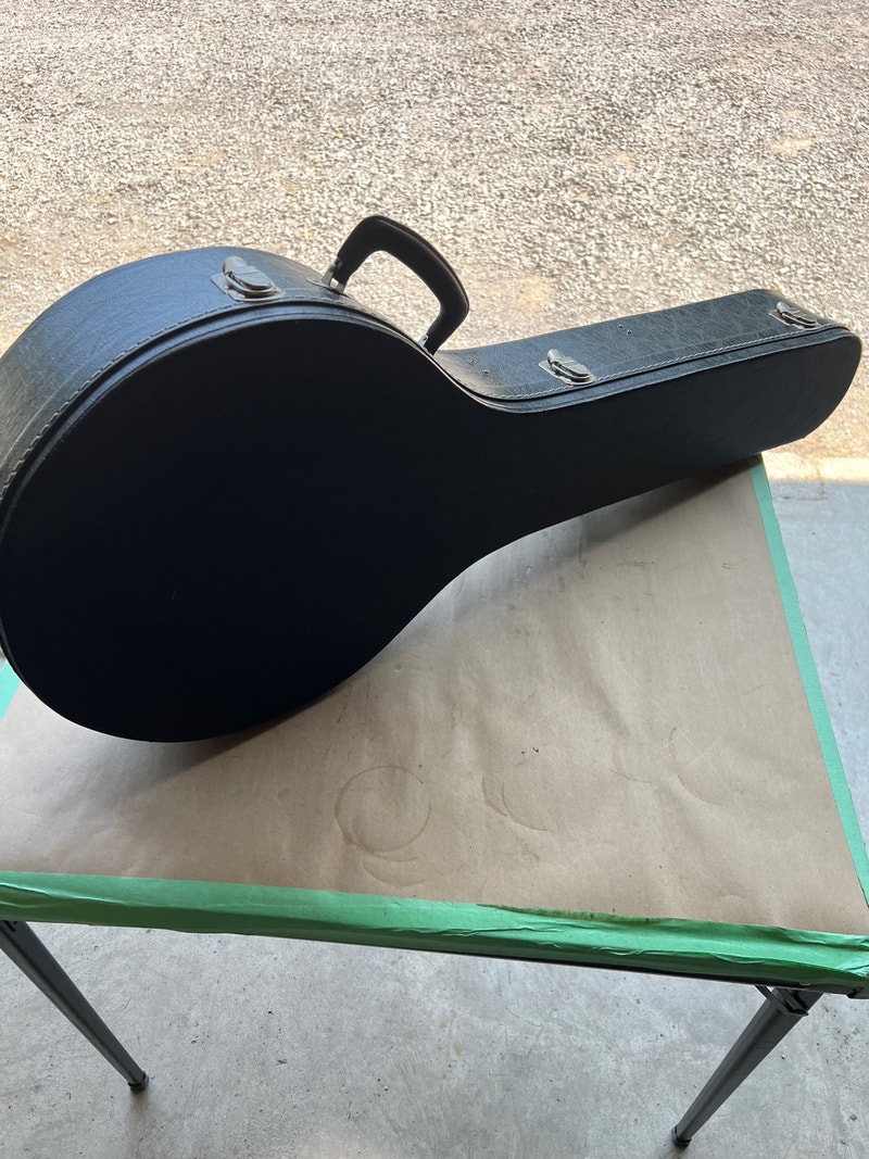 Banjo hard case String Ottawa Kijiji