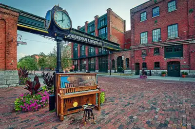 Modern Soft Loft in the Distillery District  Parking