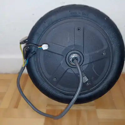 ‼️Moving sale - ‼️Scooter parts. Segway Ninebot E45e Front and Rear Wheels Rim Tire