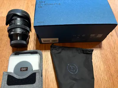Sony Sigma 17-40mm F1.8 Art Lens (APSC) Bundle, View more