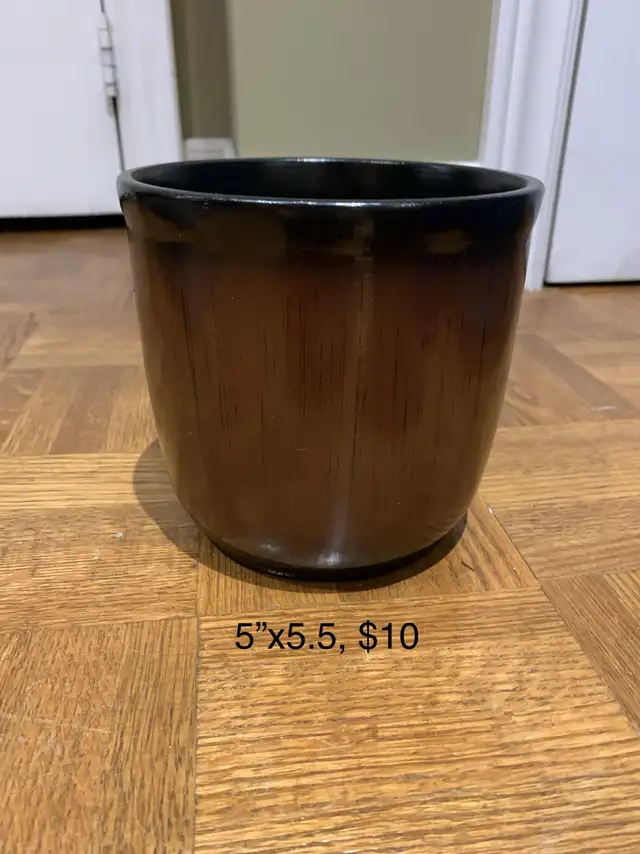Flower pots and vases multiple489975845854924803