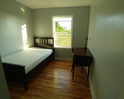 *********Available Sept 1, 2026 ********** ********** 1 Person only********* ********** Sorry, no pe...