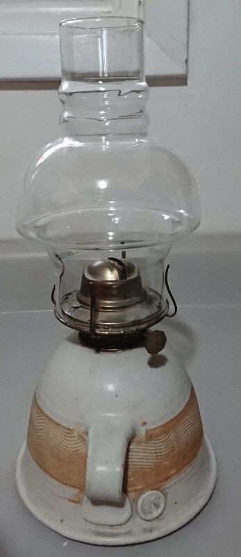 Vintage Kerosene  Pottery Lamp with Ceramic Base in Arts & Collectibles in Oshawa / Durham Region - Image 3