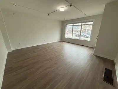 See Video Rare opportunity to lease a high-visibility commercial suite in the heart of Maple at Keel...