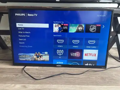 Phillips Roku Smart TV 32”, View more