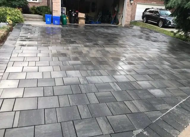 interlocking/driveways/stairways548859364256655362