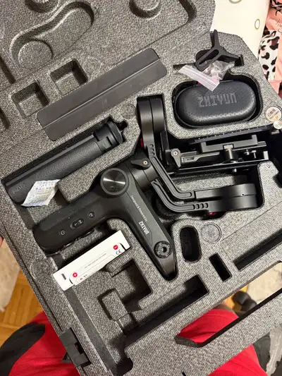 Zhiyun Weebill S in excellent condition, , View more