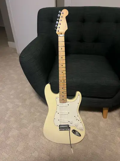 1989 White Fender Stratocaster Plus , View more