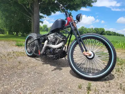 Custom Ultima FLH Bobber. Harley Twin-Cam 88 Engine Mikuni HSR-42 Carb Harley Softail 5 Speed Trans....