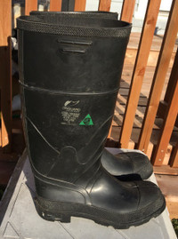 Mens Size 6 Safety Rubber Boots 