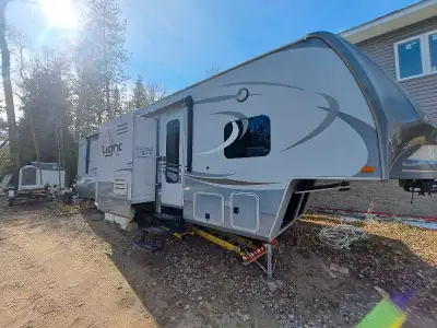 I am selling my 2017 Open Range 295FBH RV, a fantastic home on wheels, ready for your next adventure...