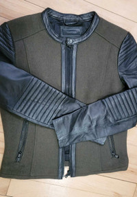 Danier jacket XS