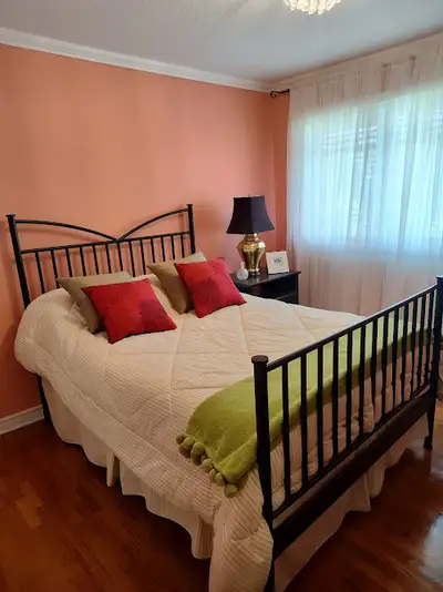 Mobilier de chambre à coucher, View more