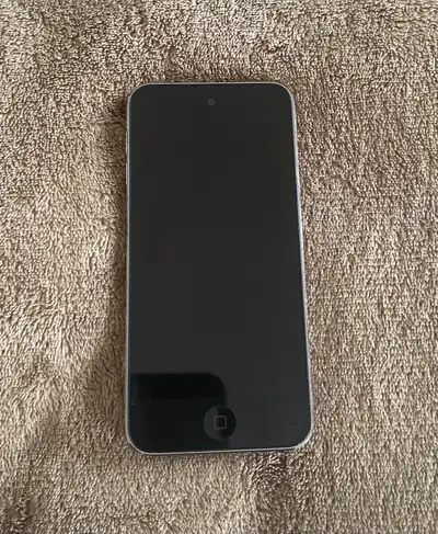 I’m selling my iPod Touch 5th Generation (32GB, Space Gray). It’s in excellent condition. Everything...