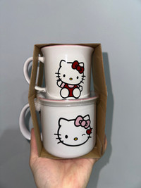Hello kitty mug set 