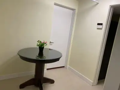 Furnished one bed room, private bathroom . The rental includes fast wi-Fi, hydro, gas, electricity,...