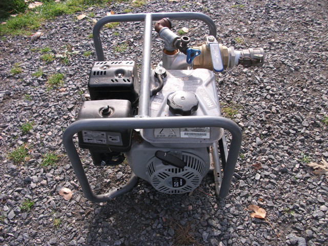 7hp Hyundai Gas powered Water pump in Lawnmowers & Leaf Blowers in North Bay - Image 2
