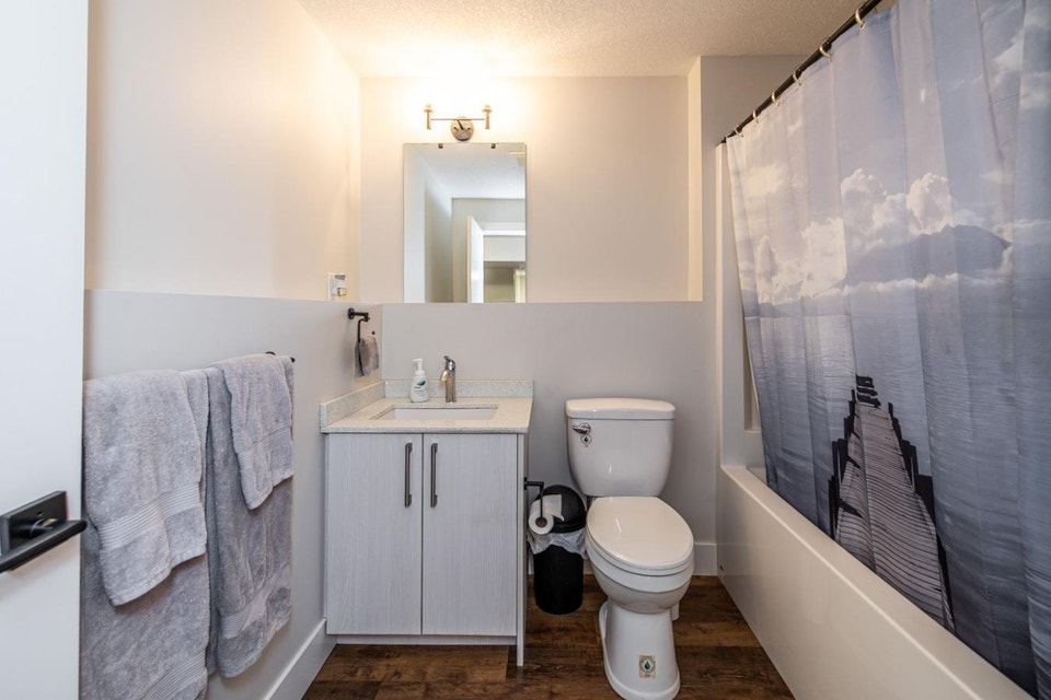 Modern 1Bed 1Bath Bsmnt Suite College Heights Utilities Included 4