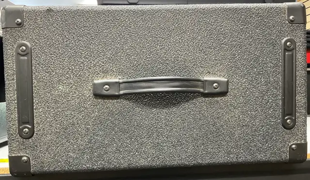 PEAVEY BASS BASIC 60 AMP GREAT COND in Amps & Pedals in North Bay - Image 6