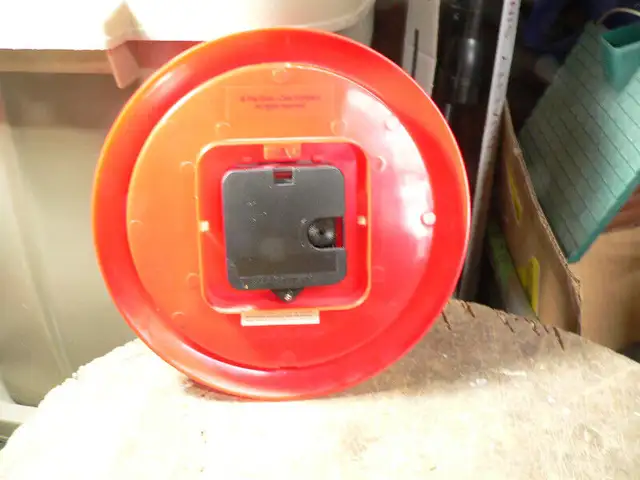 Several antique items at different prices64840240402051122