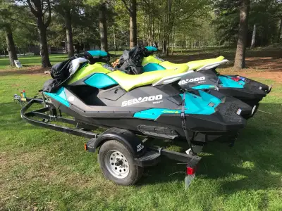 Pair of 2022 Sea doo 2-seater Sparks. Like new, perfect condition. No scratches, dings, fading, rips...
