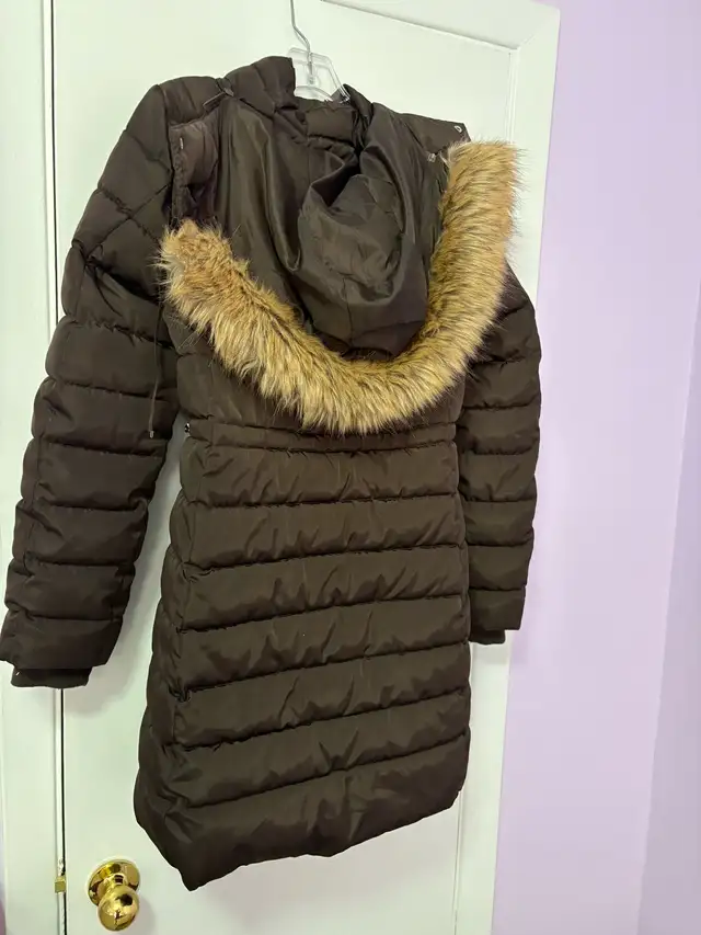 Storm mountain women’s winter coat manteau hiver femmes (brun)  in Women's - Tops & Outerwear in City of Montréal - Image 3