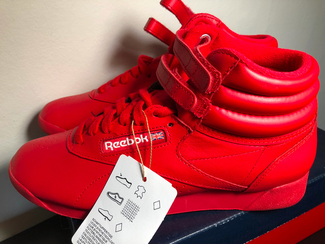SHOE SALE - RED REEBOKS /BRAND NEW IN BOX ( size 7) in Women's - Shoes in City of Toronto - Image 3