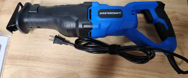Reciprocating Saw - Never used! in Power Tools in Kingston - Image 5