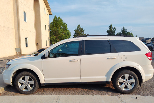 Dodge Journey 2010 170.000km in Cars & Trucks in Lloydminster - Image 2