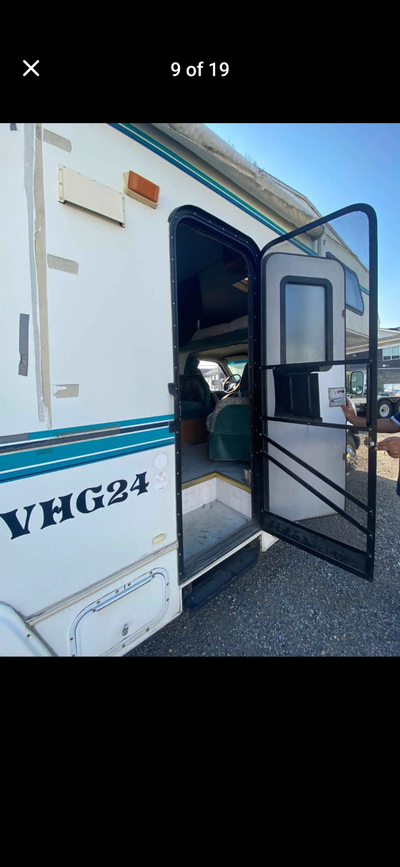 Summer is coming... Great time to buy before the summer camping demand. I am selling my 1998 Vanguar...