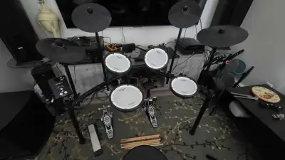 Selling my Roland TD-1DMKX, View more