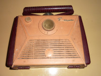 VINTAGE 1957 EMERSON MIRACLE WAND MODEL 868 TRANSISTOR PORTABLE