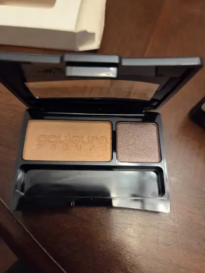 Yves Rocher Eyeshadow Duo, View more