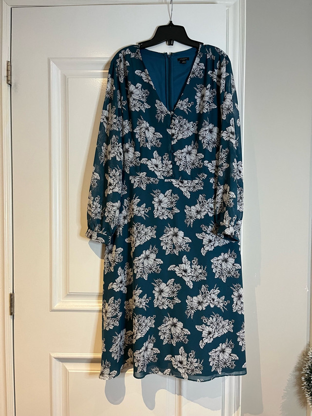 Beautiful Dress  in Women's - Dresses & Skirts in Hamilton