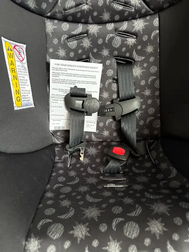 Cosco Car Seat in Strollers, Carriers & Car Seats in Kitchener / Waterloo - Image 3