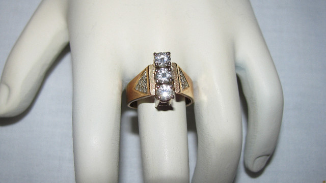 14K Yellow & White Gold Diamond Trinity Ring Sz. 4.5 15 Diamonds in Jewellery & Watches in Saint John