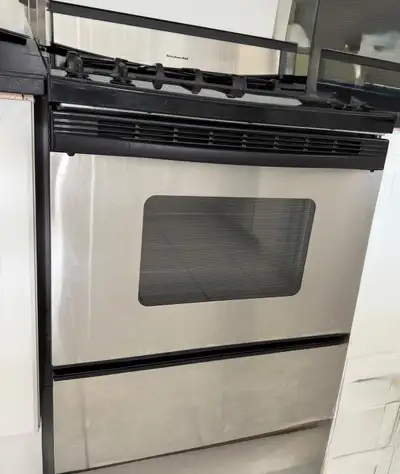 Kitchen Aid Gas Range with oven, View more