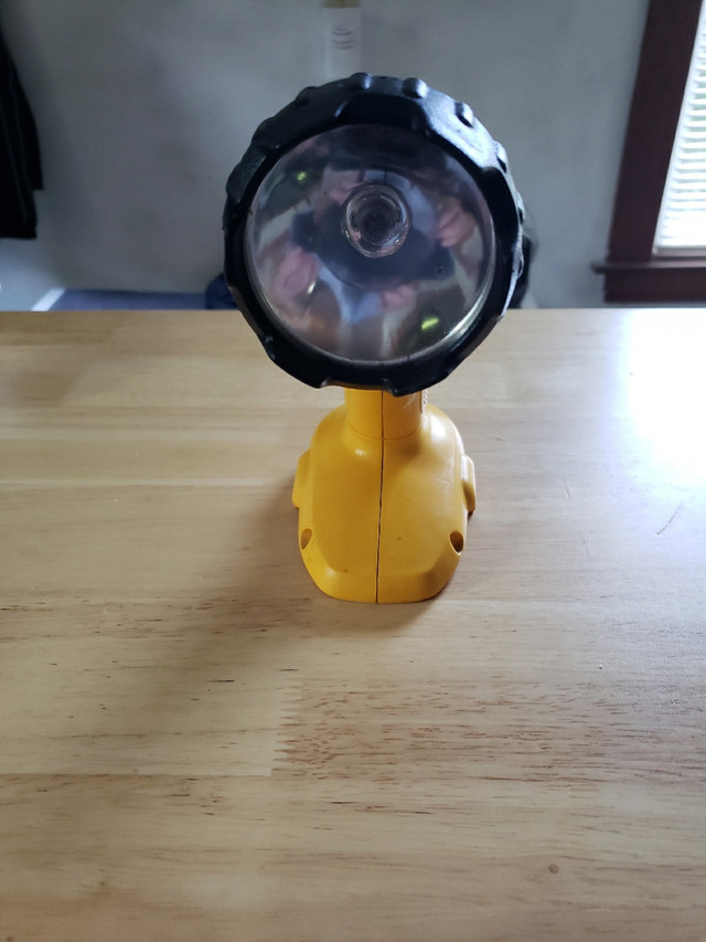 Dewalt flashlight for 18v nicad battery in Other in Saint John - Image 2