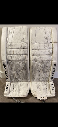 True goalie pads 33