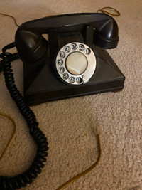 Genuine Old phone
