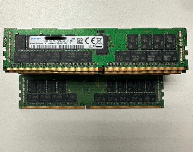 SAMSUNG 32GB 2RX4 PC4-2666V M393A4K40CB2-CTD7Y in System Components in Markham / York Region - Image 3