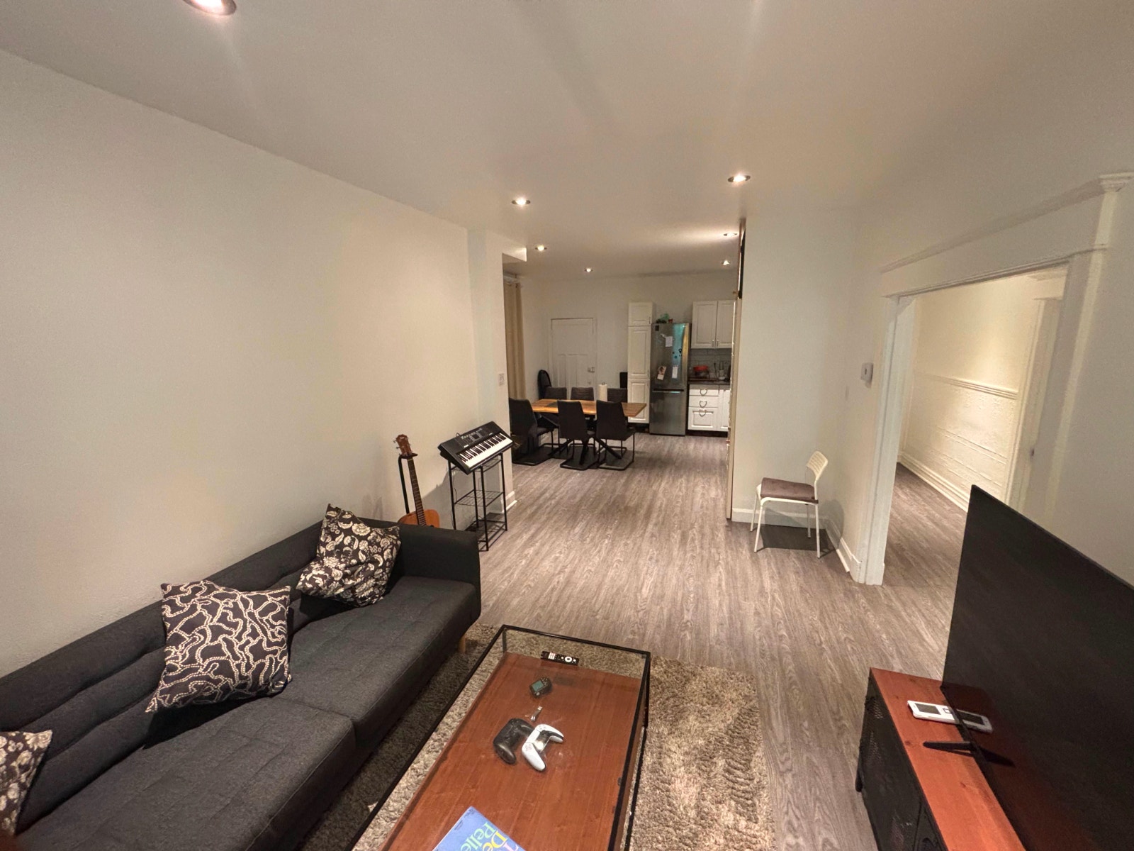 Très beau 41/2, 2 chambre fermées, inclus 5 appareils — photo 2