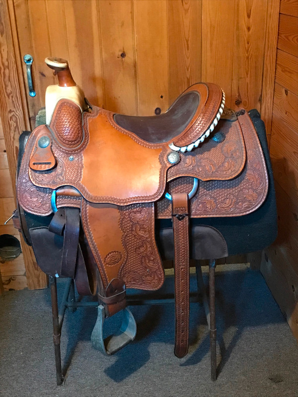 Billy Cook Saddle in Equestrian & Livestock Accessories in North Bay