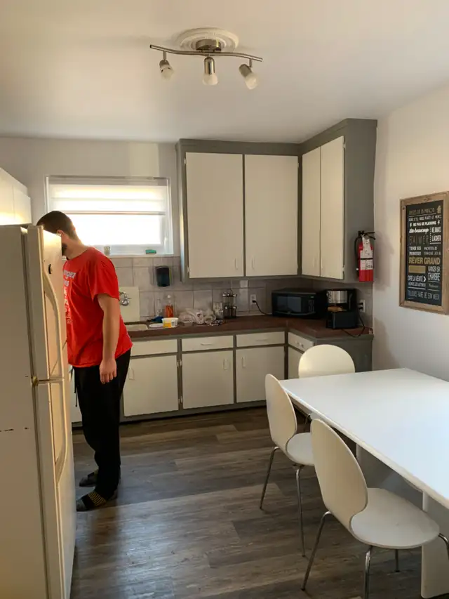 Chambre à louer Limoilou Québec pour travailleur et retraité in Room Rentals & Roommates in Québec City - Image 10