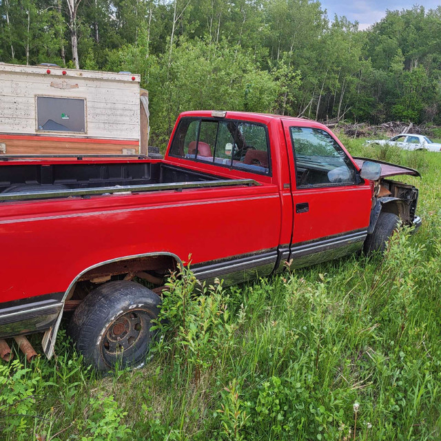 1992 chevy 1500 in Cars & Trucks in Edmonton - Image 3