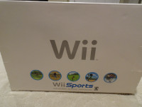 NINTENDO WII SPORTS INCLUDING 5 GAMES IN GREAT CONDITION