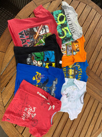 Lot de 8 t-shirt garçon grandeur 4 Souris mini oshkosh Disney