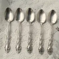 Oneida Modern Baroque 5 silver-plate teaspoons