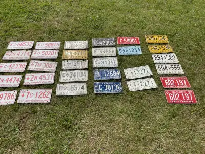 20$ chaque les plaques seules 50$ la paire pour les plaques portant le même numéro Voir mes autres a...